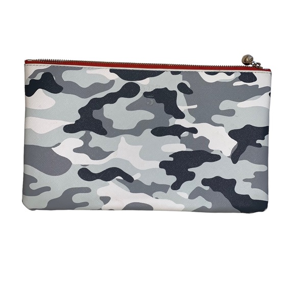 OTG On The Go Twenty Four Seven Gray Abby Camo Large Clutch Makeup Muti Use Bag - Picture 1 of 9